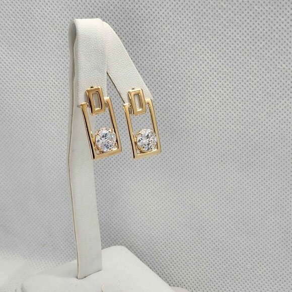 Jewelry - Brand New   Brazilian 18k Gold Filled Earrings with Round Gem